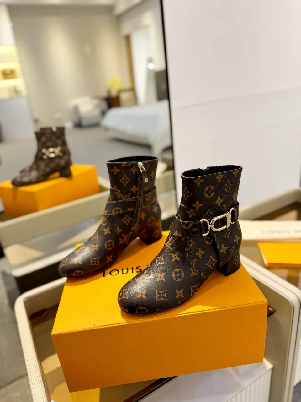 louis vuitton bottes pour femme s_12756641